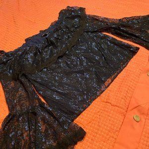 Off shoulder Lace Top